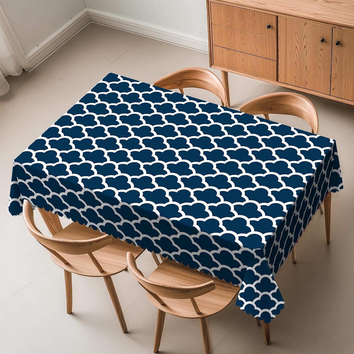 Century Textile & Sewing Supply Photos - Toalha de Mesa Azul Marinho com